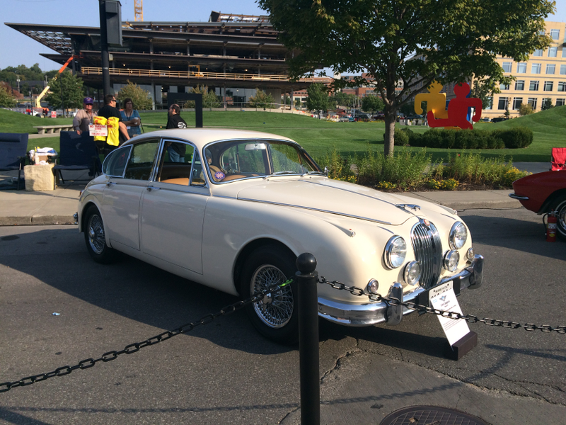 Illustration for article titled 2017 Des Moines Concours d'Elegance Photo Dump